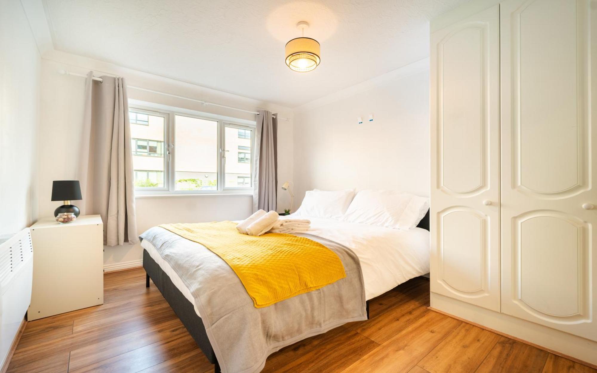 Bright And Spacious Flat With Free Parking Londyn Zewnętrze zdjęcie